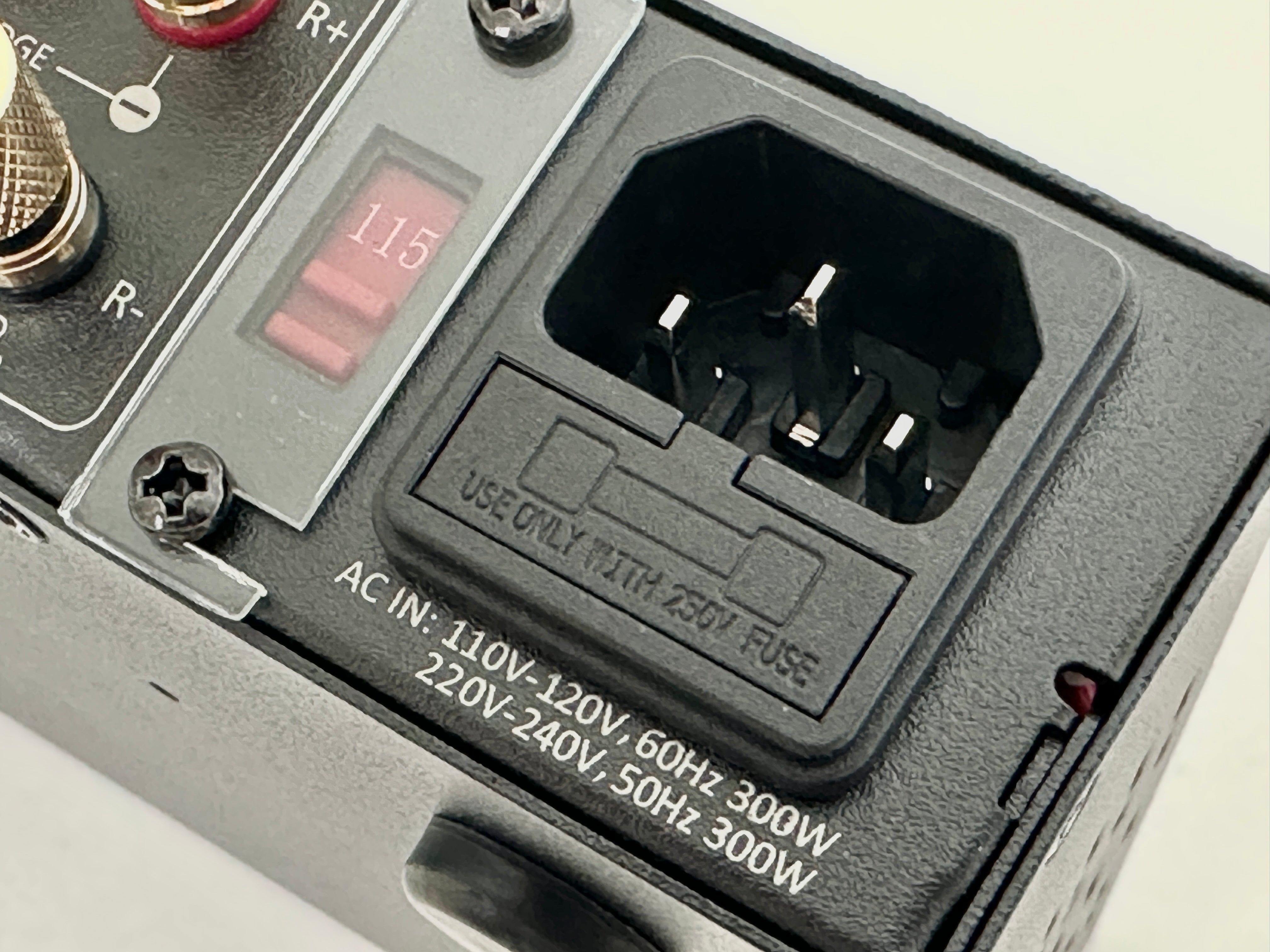 (Outlet/Refurbished) WSA-5RP-PLUS Wireless Surround Sound Rear Speakers Kit with 2 x 100W (4 ohms loaded) Amplifier Built-in (Metal Chassis Design)